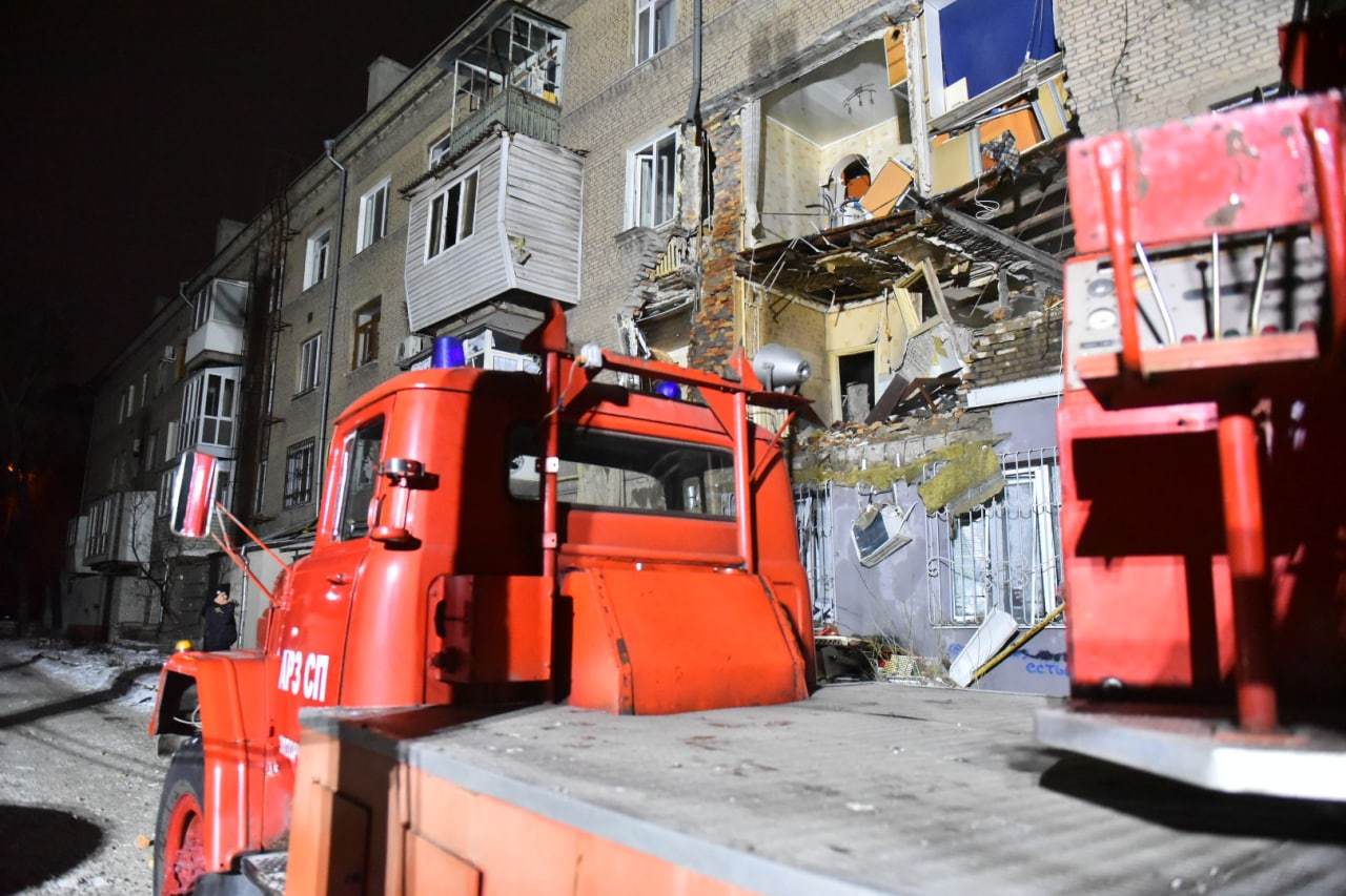 В Запорожье произошел взрыв газа в жилом доме: спасатели сообщают о  пострадавших - МЕТА