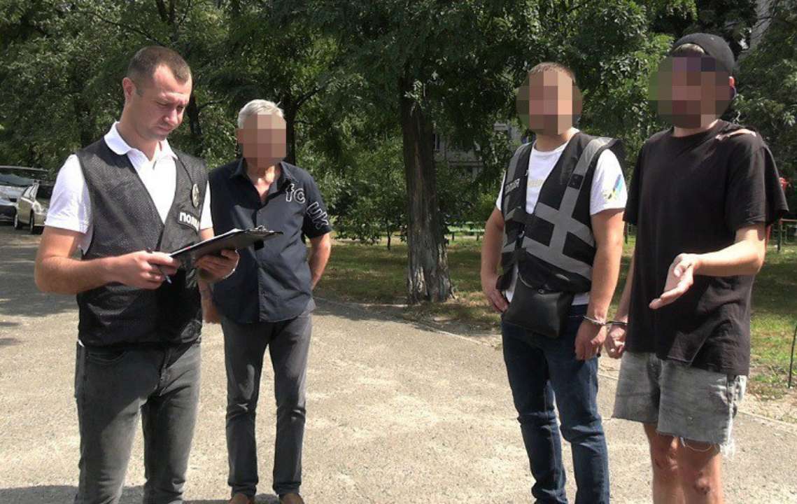 В Киеве задержан мужчина, который поджег 12 машин военных - МЕТА