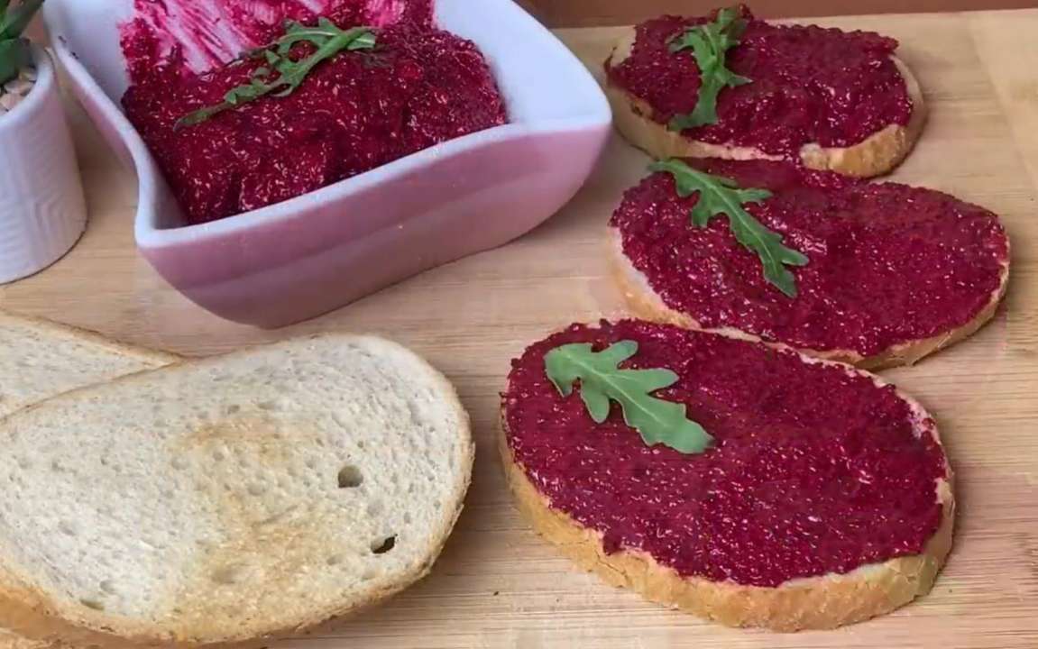 Недорого и очень вкусно: рецепт намазки из свеклы - МЕТА