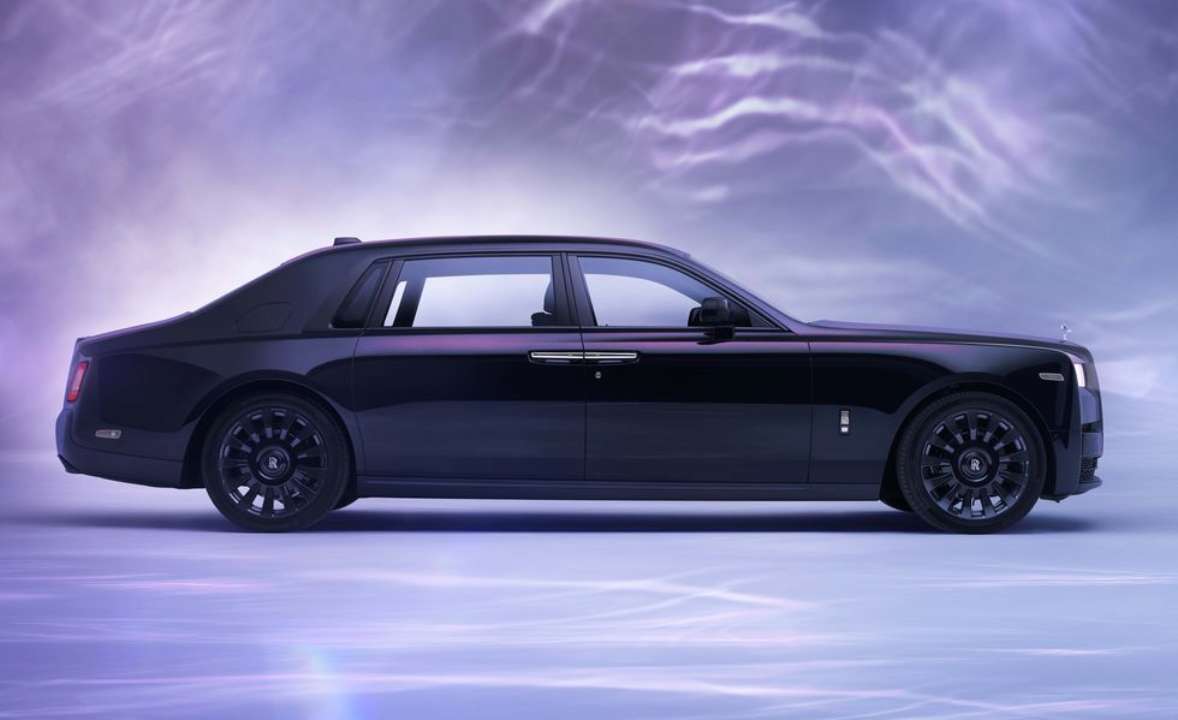 Невозможно отвести взгляд: дизайнерский Rolls-Royce Phantom Syntopia  создает новый уровень шика - МЕТА