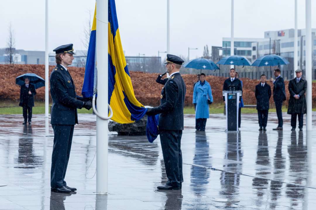 Прапор Швеції офіційно підняли у штаб-квартирі НАТО - МЕТА