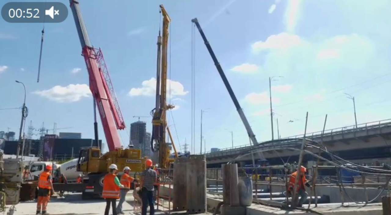 Аварийная ситуация на перегоне метро между станциями 